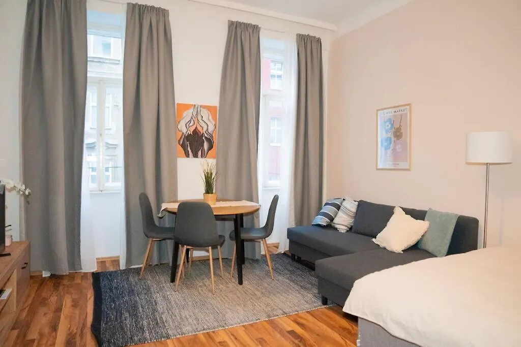 Klein Aber Fein Free Parking Apartment Vienna 0*,  Austria